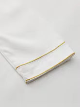 Luxury White Men’s Thobe – Long Sleeve, Embroidered Stand Collar